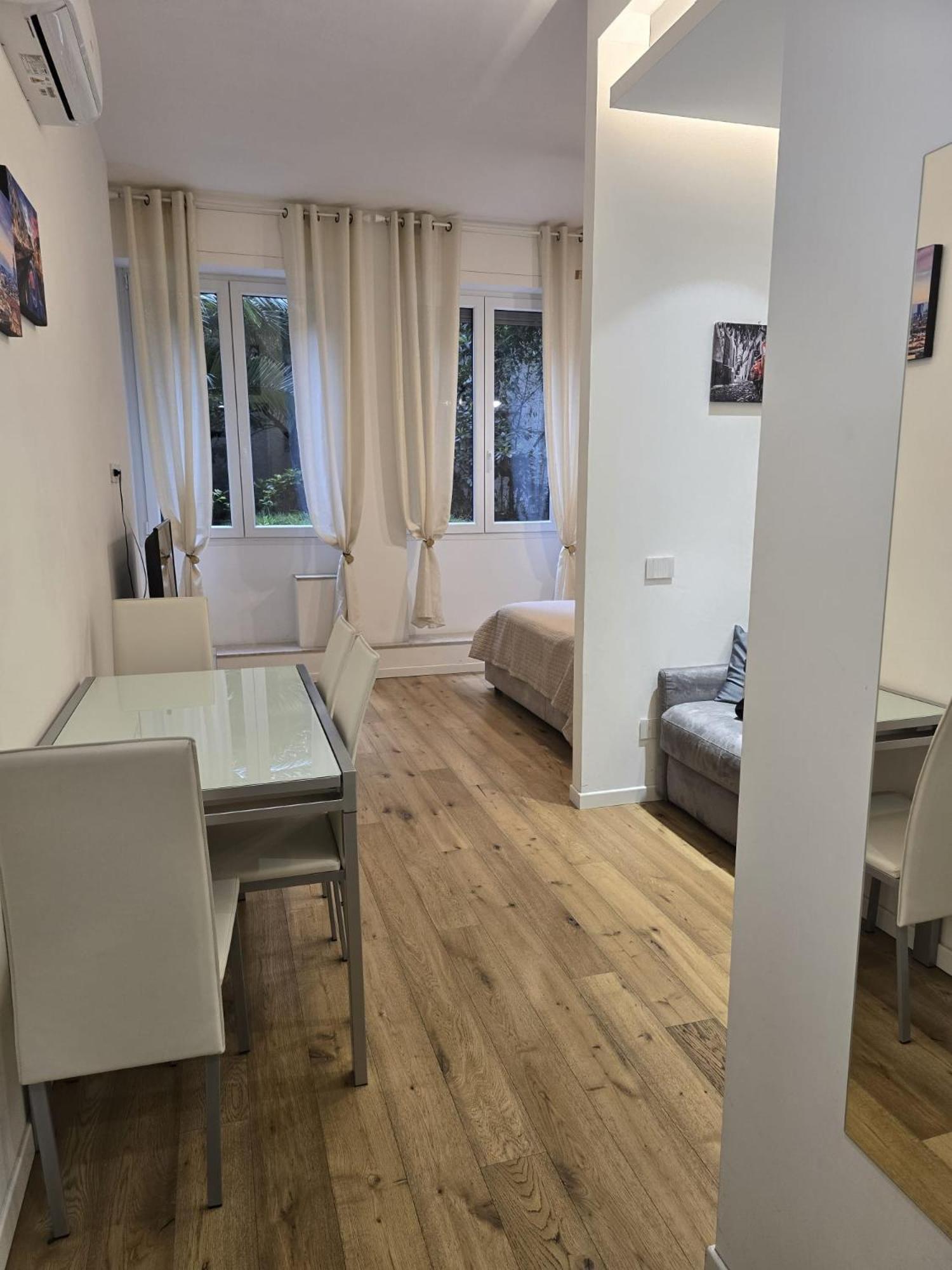Magnoliaapartments - 18B Visconti Duomo Milánó Kültér fotó