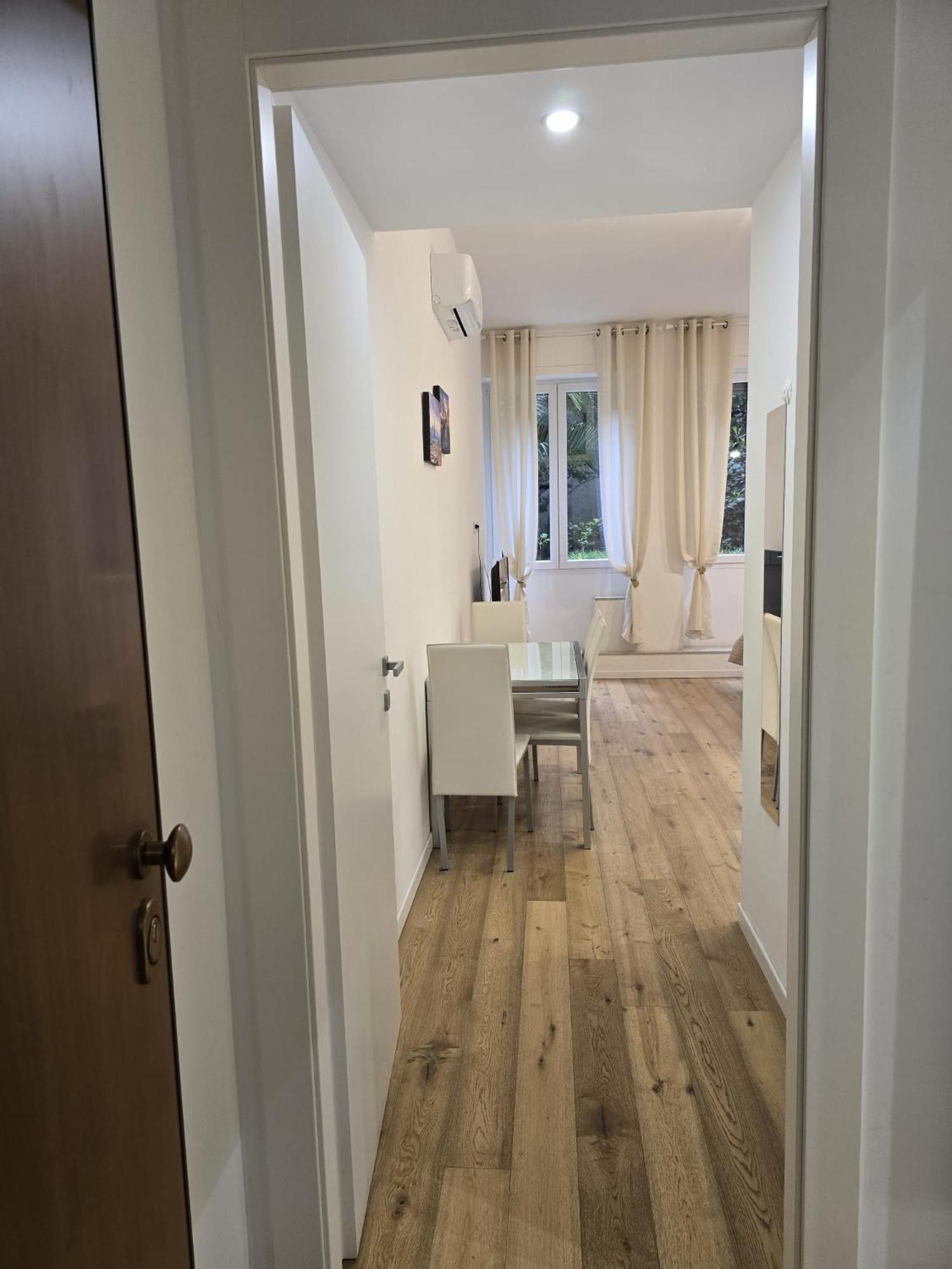 Magnoliaapartments - 18B Visconti Duomo Milánó Kültér fotó